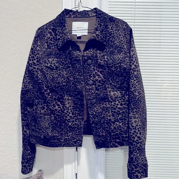 Nine West brown & black leopard print jean jacket, size L. - Picture 1 of 4